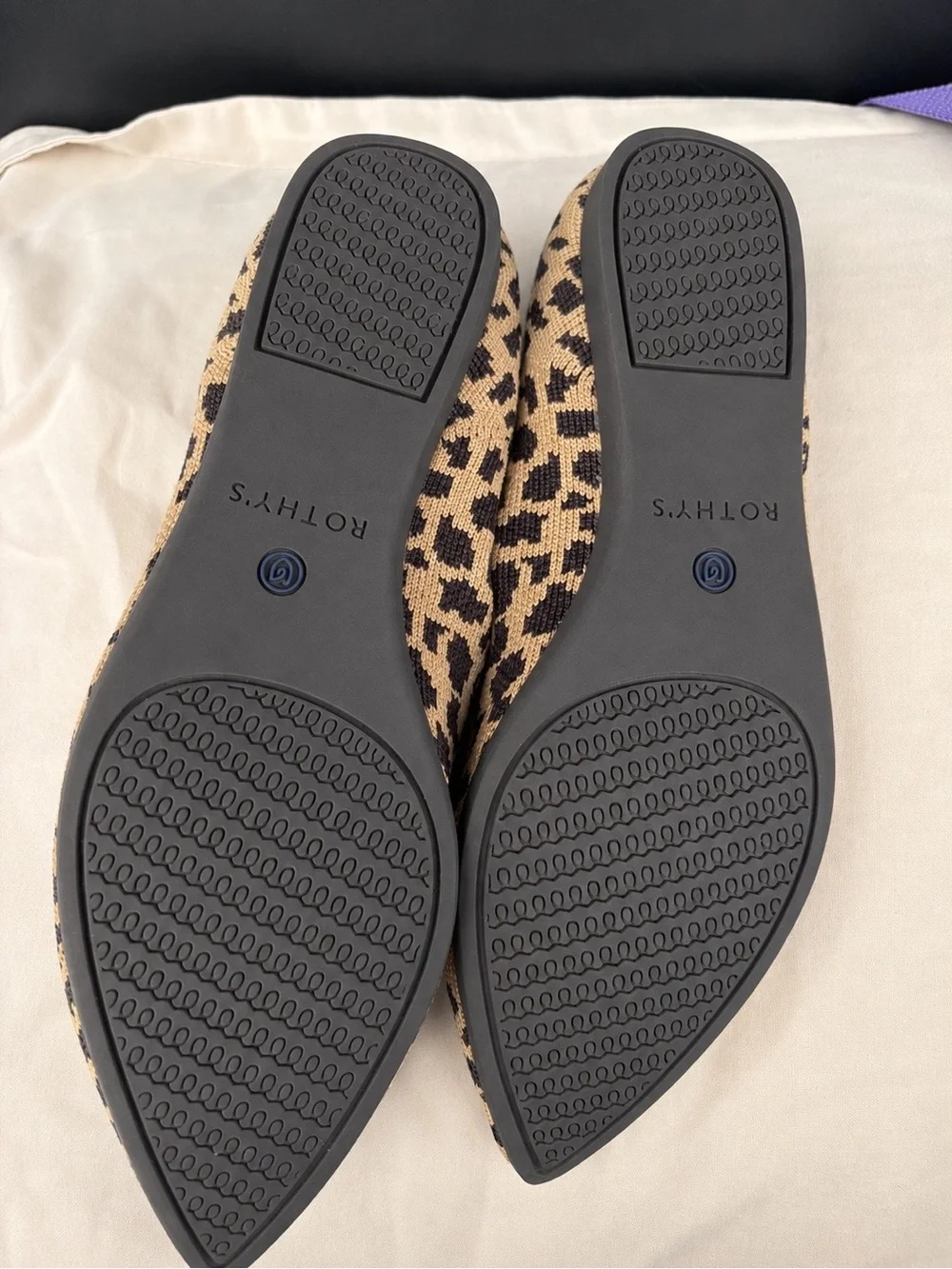 RARE Discontinued Rothy's Leopard Print Pointed-Toe Flats with Blue Trim 6.5
